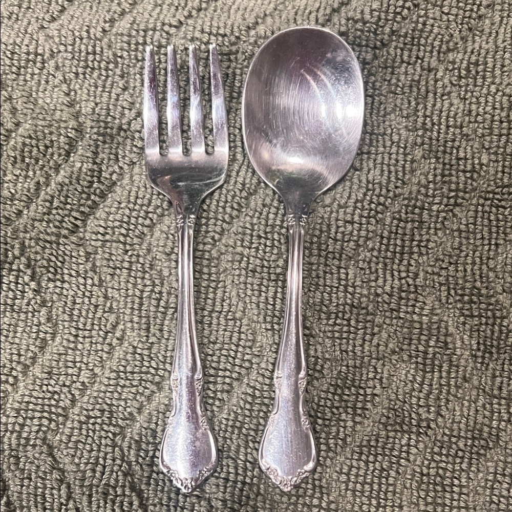 Oneida Silver Kids Flatware Set